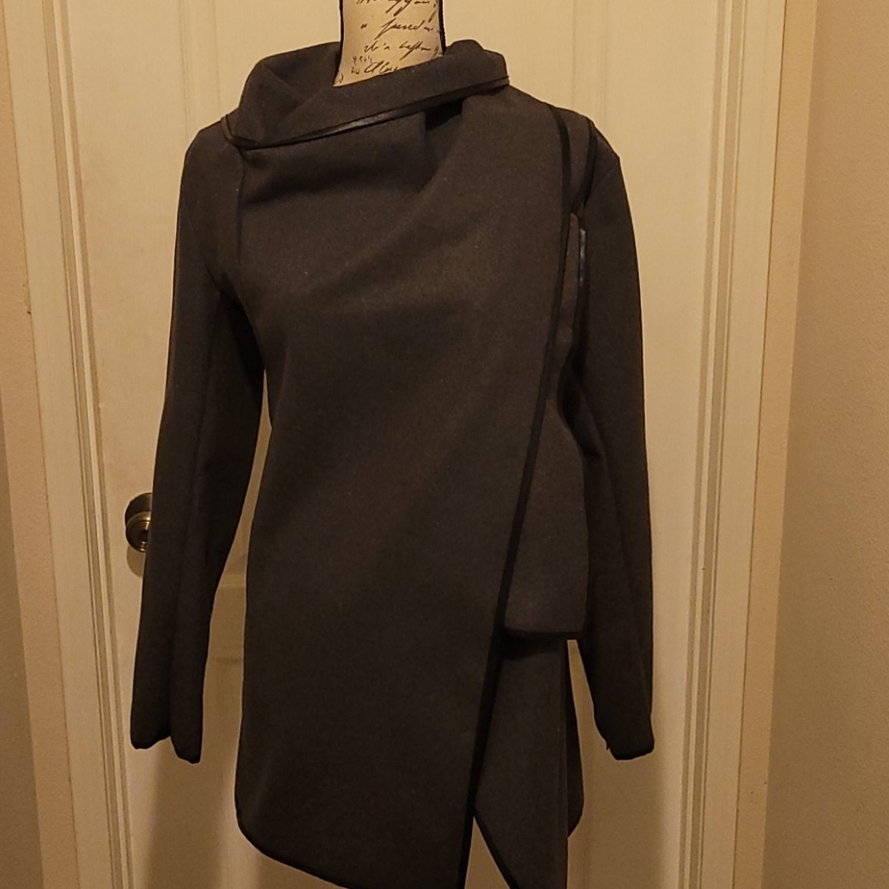Jacket - Picture 3 of 7